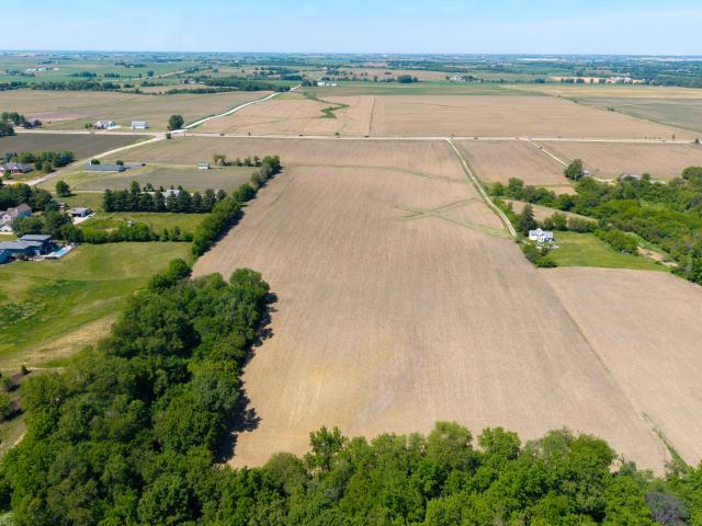 Commercial for sale in Davenport, Iowa