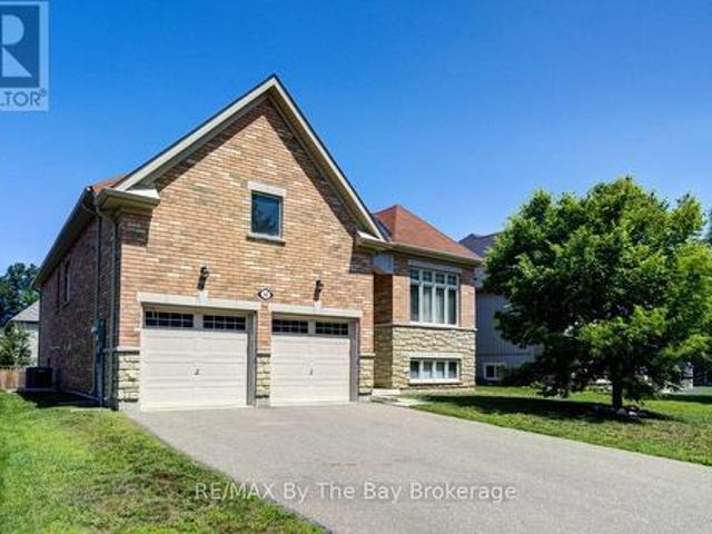 House for sale in Wasaga Beach, Ontario