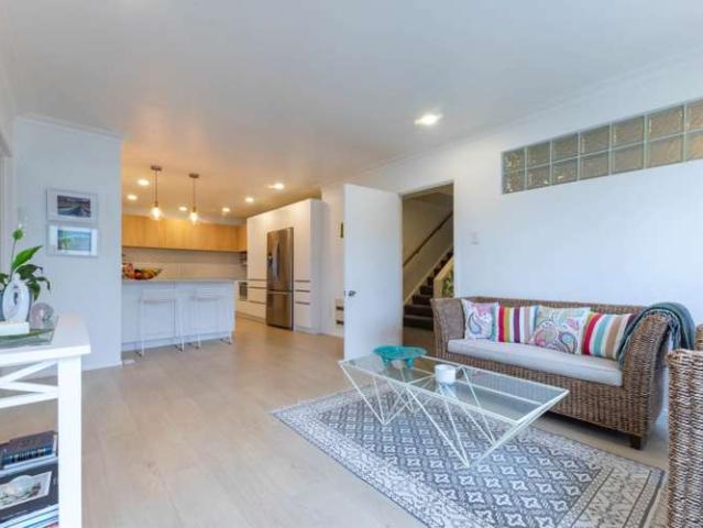 House for sale in Oratia
