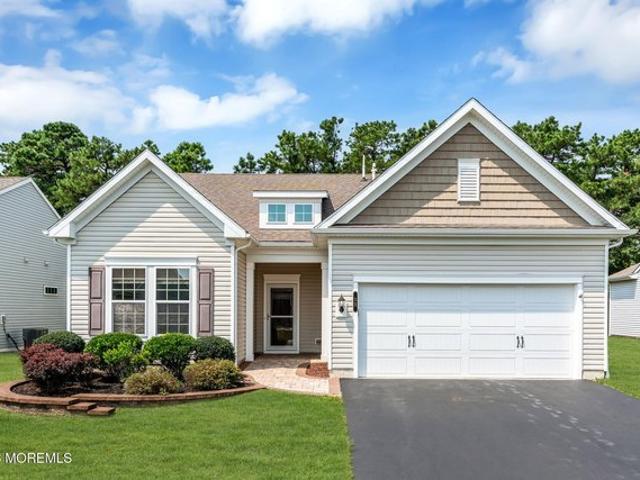 House for sale in Whiting, New Jersey
