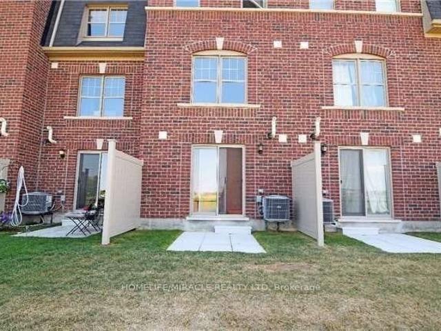 House for rent in Brampton, Golden Horseshoe