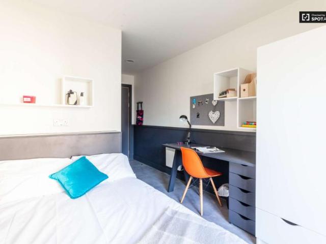 Apartment to rent in Bluebell, North Tipperary