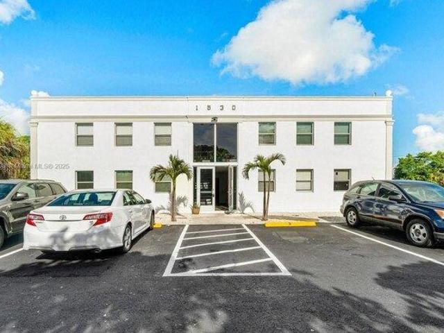 House for sale in Lake Park, Florida