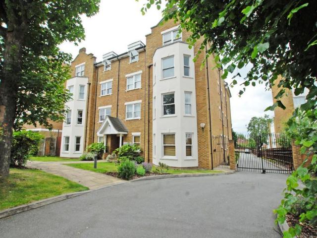 House for rent in London Borough of Lewisham, Blackheath