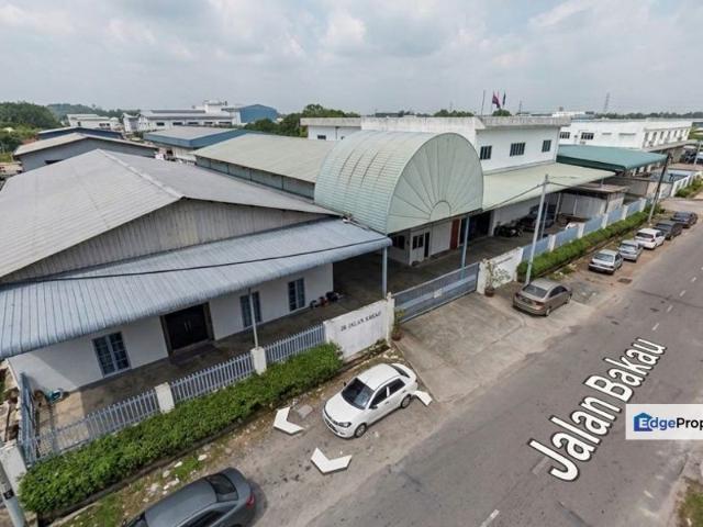 Warehouse for sale in Kluang, Johor
