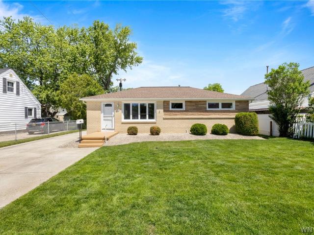 House for sale in Bowmansville, New York