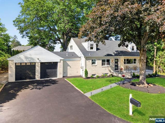 House for sale in Emerson, New Jersey