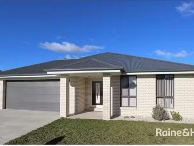 House for rent in Bathurst, New South Wales