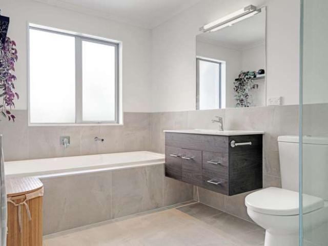 House for sale in Paremoremo, Oroua County