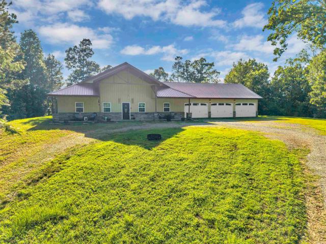 House for sale in Ark