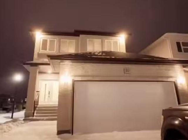 House for rent in East St. Paul, Manitoba