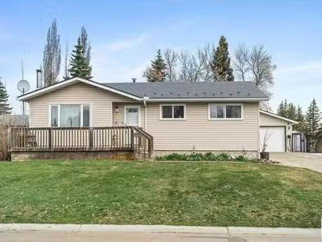 House for sale in Spruce Grove, Alberta