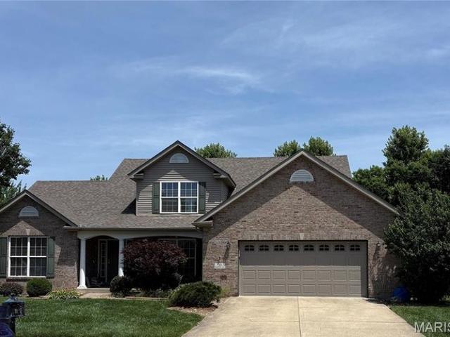 House for sale in Edwardsville, Illinois