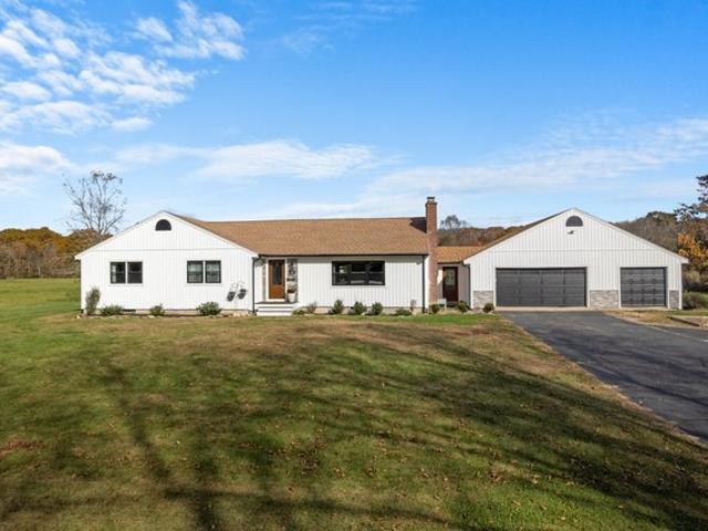 House for sale in Jewett City, Connecticut