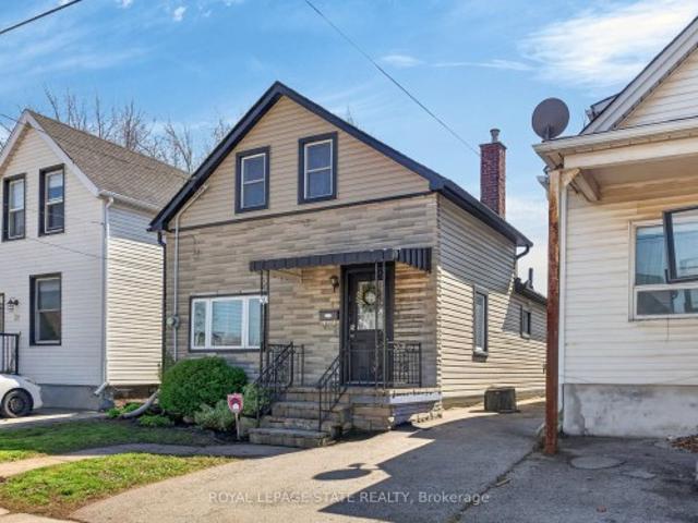 House for sale in Ancaster, Ontario