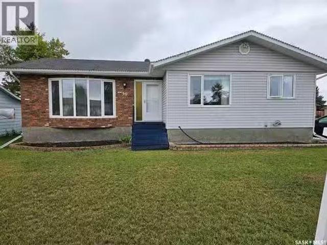 House for sale in Melville, Saskatchewan
