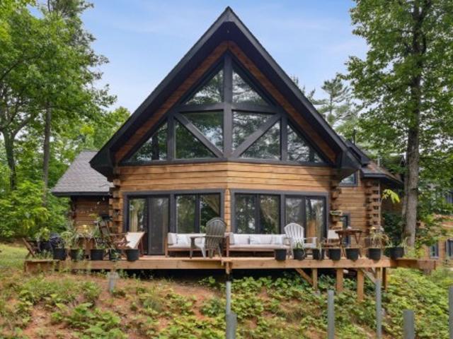 House for sale in Les Collines-de-l'outaouais, Quebec
