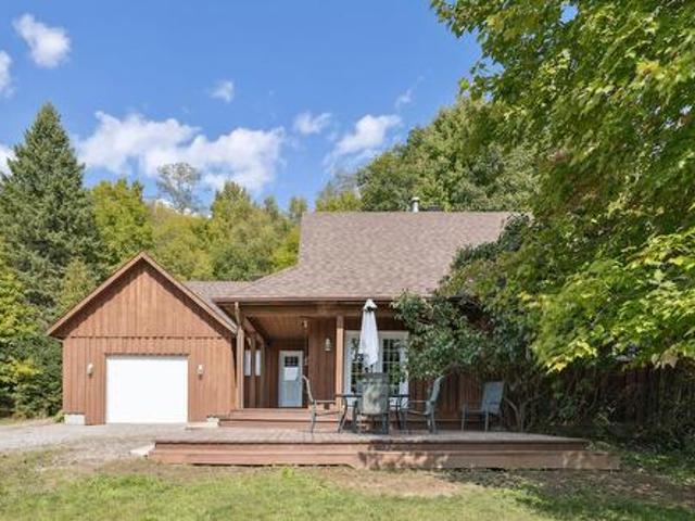 House for sale in Les Collines-de-l'outaouais, Quebec