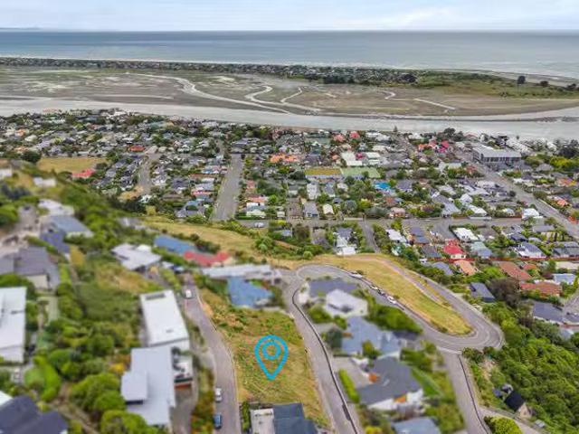 House for sale in Chaslands, Canterbury
