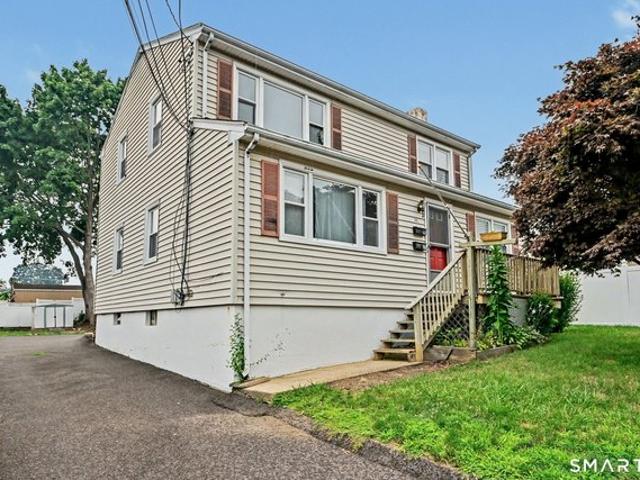 House for sale in Cos Cob, Connecticut