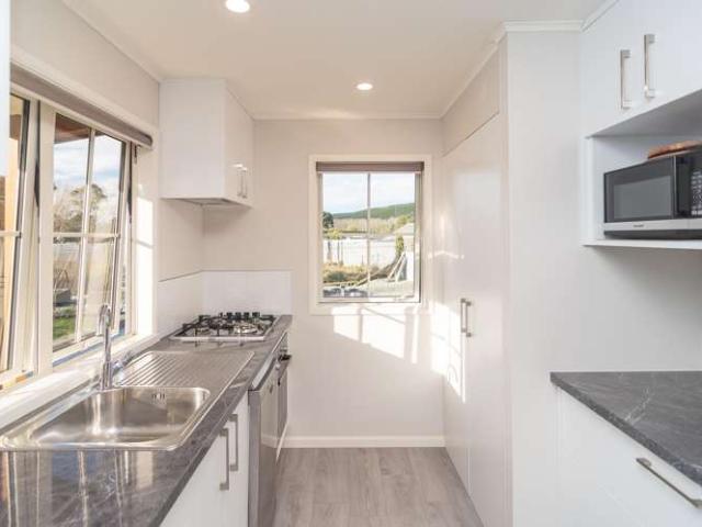 House for sale in Cave, Canterbury