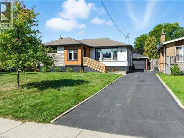 House for sale in Ancaster, Ontario