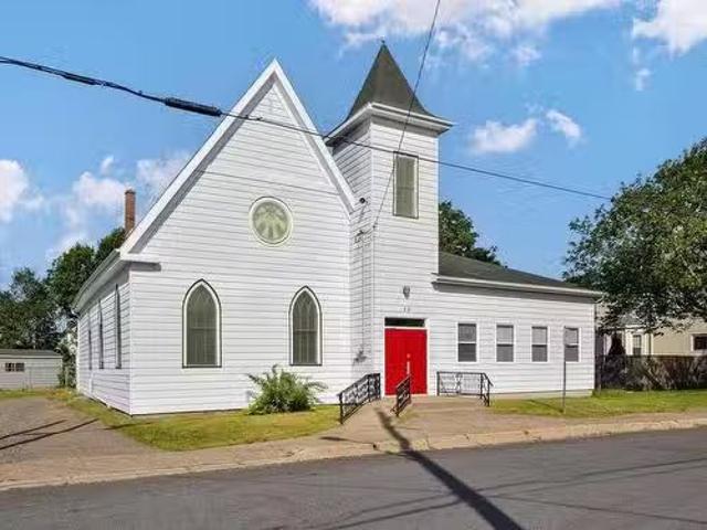 House for sale in Sydney Mines, Nova Scotia