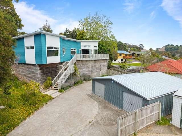 House for sale in Stillwater, Hibiscus and Bays