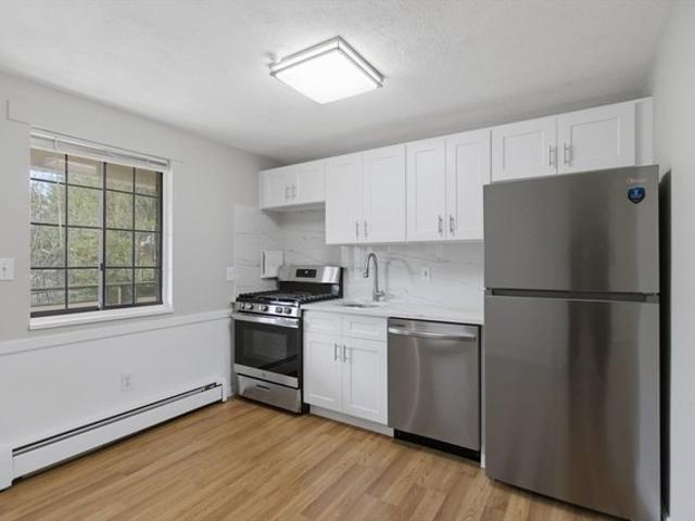 Condo for sale in Andover, Massachusetts