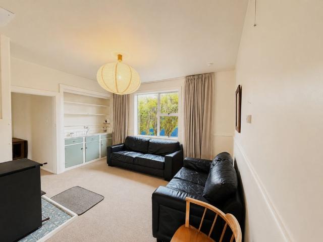 House for rent in Chaslands, Canterbury