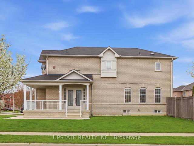 Townhouse for sale in Woburn, Ontario