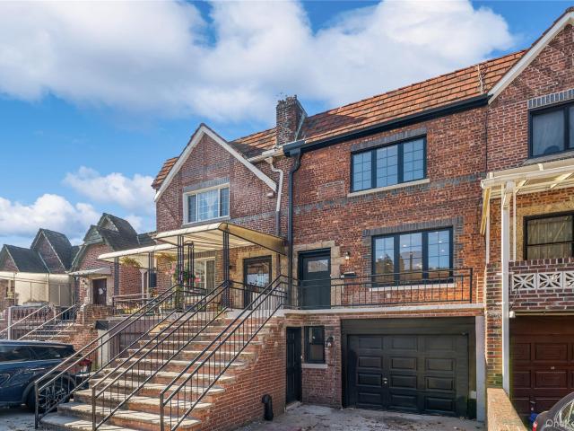 House for sale in Arverne, New York