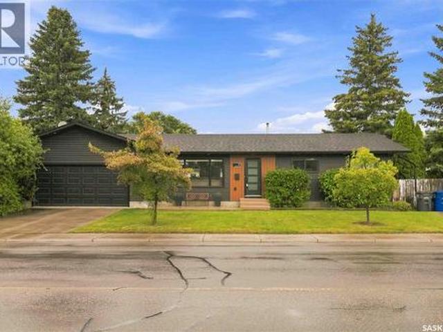 House for sale in Saskatoon, Saskatchewan