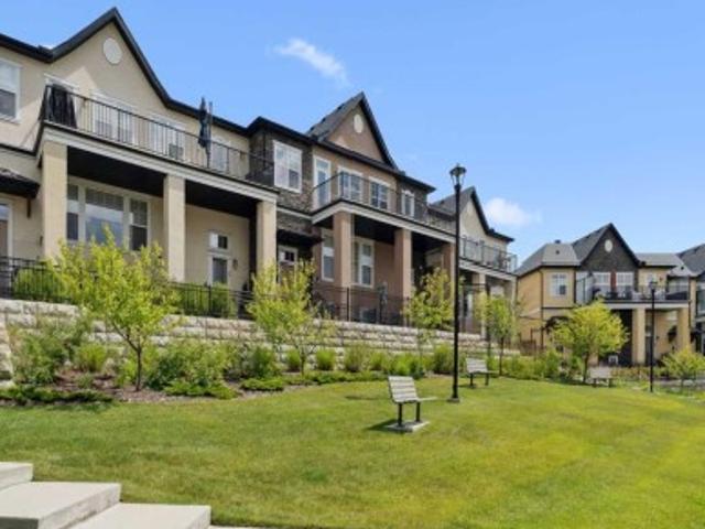 Townhouse for sale in Northwest, Alberta