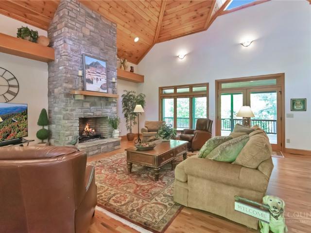 House for sale in Avery, North Carolina