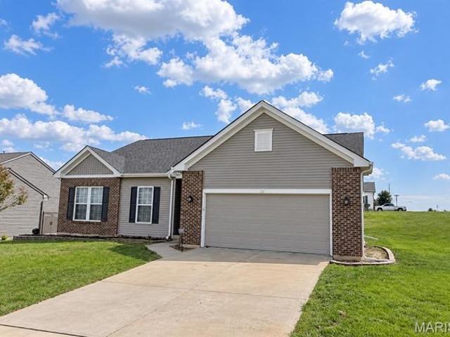 House for sale in Crystal Creek, Wentzville