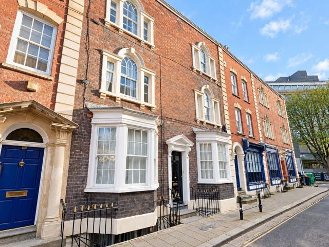 Studio for rent in Stokes Croft, Bristol