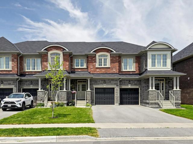 Townhouse for sale in Woburn, Ontario