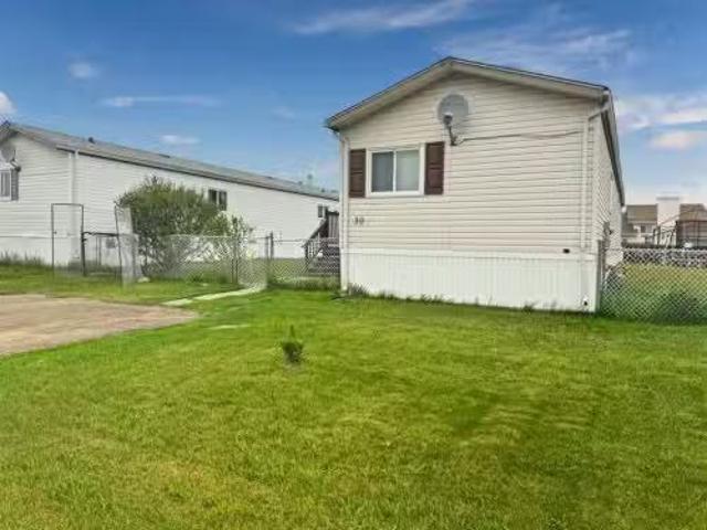 House for sale in Whitecourt, Alberta