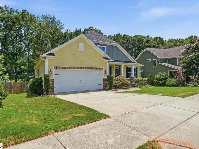 House for sale in Fountain Inn, South Carolina