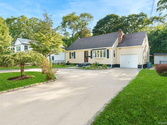 House for sale in Bohemia, New York