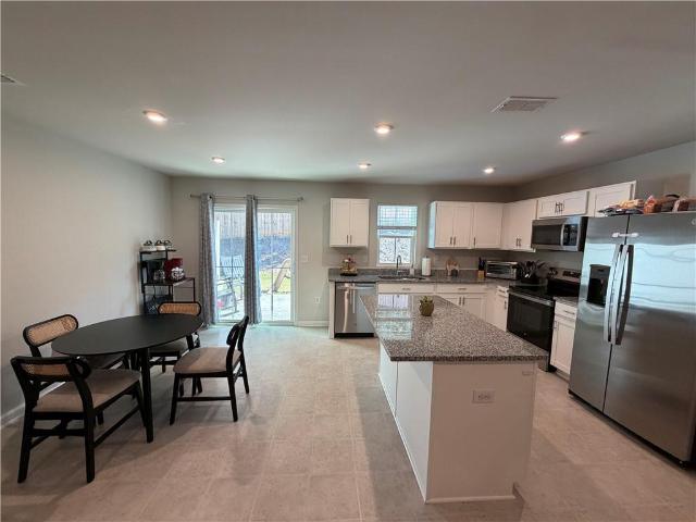 Townhouse for sale in Adairsville, Bartow County