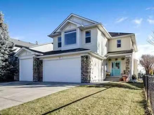 House for sale in Okotoks, Alberta