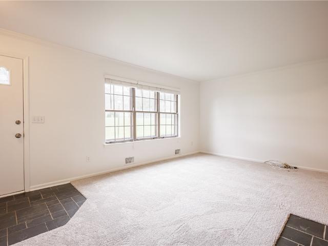 Condo for sale in Georgetown Commons, Village of Fairport