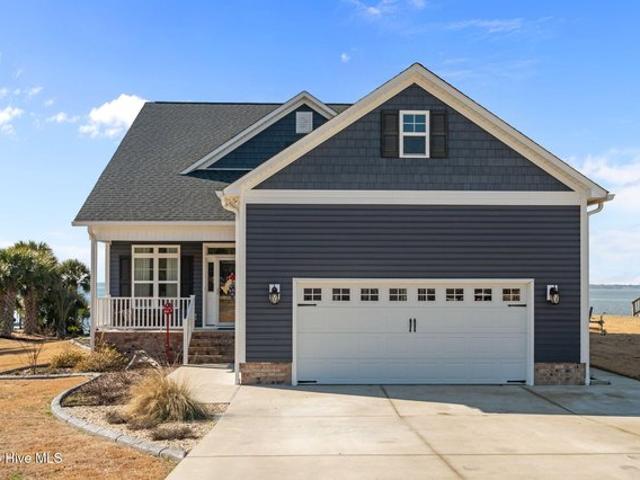 House for sale in Arapahoe, North Carolina