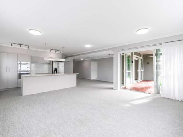 Apartment for sale in Orewa