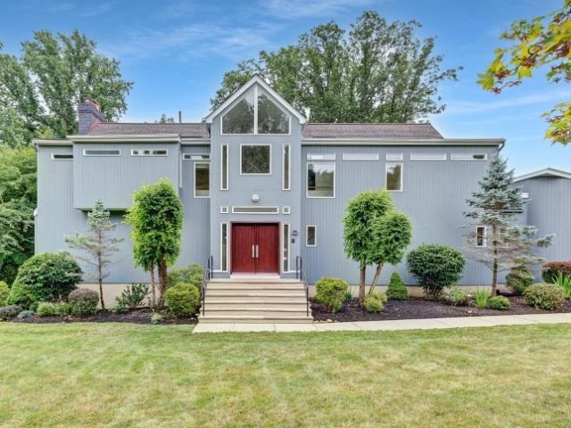House for sale in Warren, New Jersey