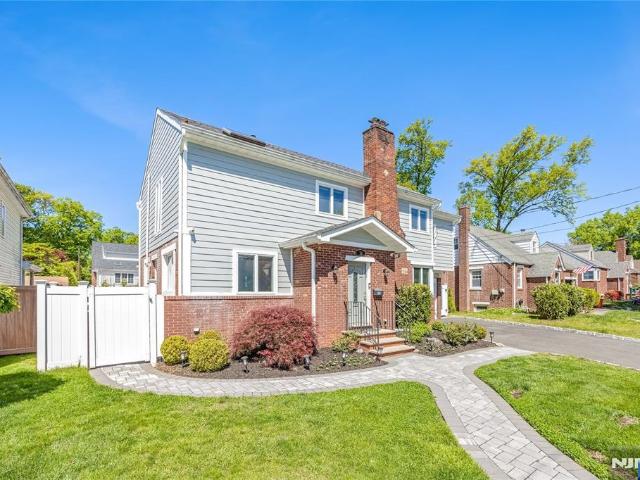 House for sale in Dumont, New Jersey