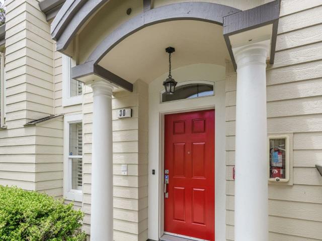 Townhouse for sale in Half Moon Bay