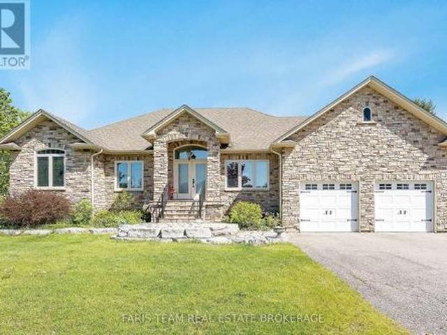 House for sale in Adjala–tosorontio, Ontario